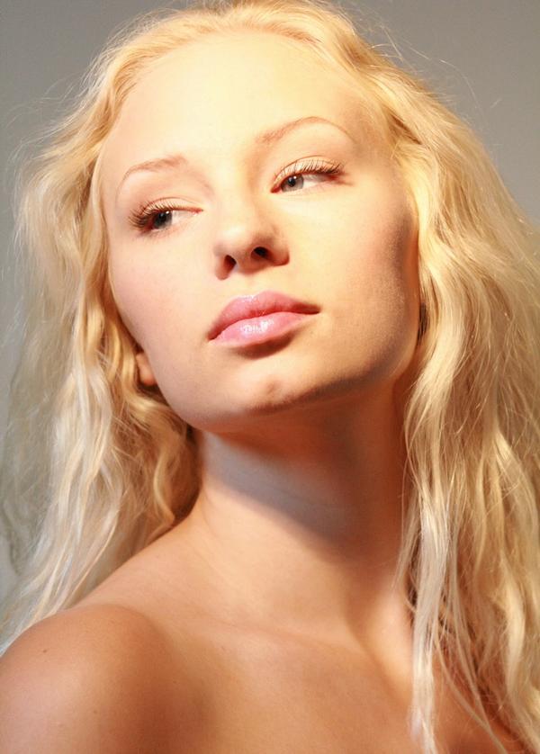 Female model photo shoot of Katerina BB