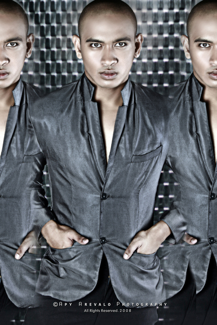 Male model photo shoot of Yeoh Egwaras by Apy Arevalo Photography