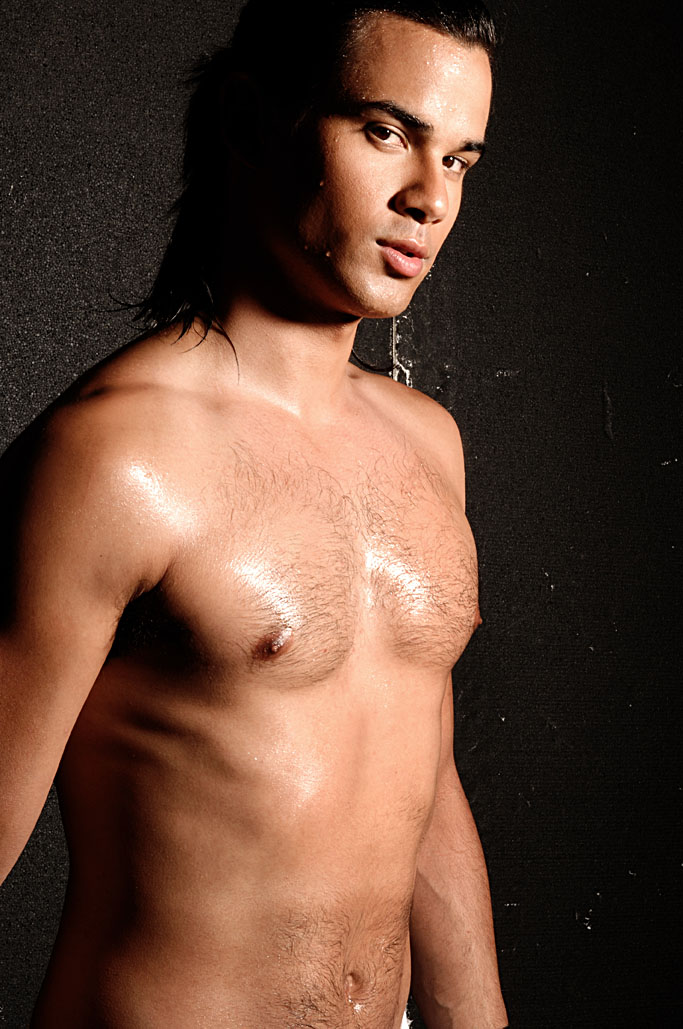 Male model photo shoot of Carlos Hurworth