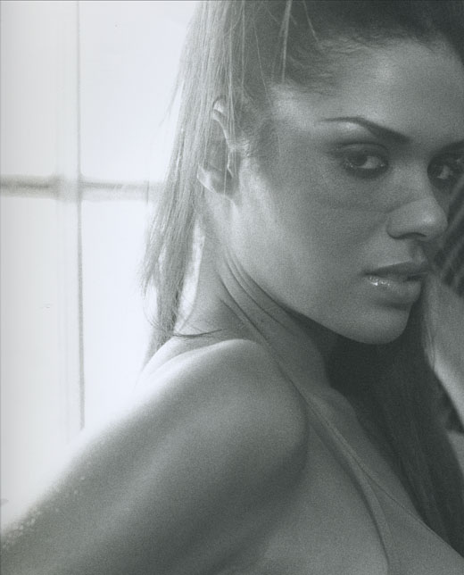 Female model photo shoot of Adrianna Allen