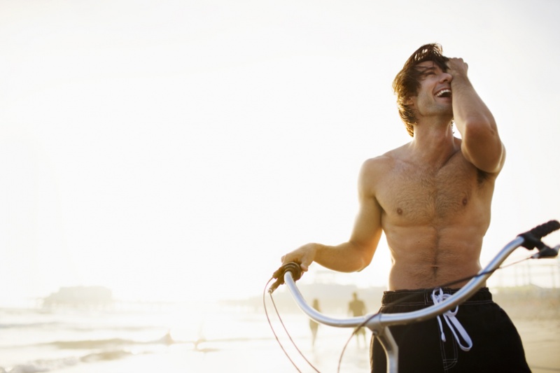 Male model photo shoot of Sal Paradise photo in Santa Monica Beach