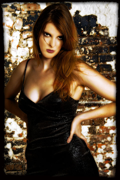 Female model photo shoot of Alice Iver