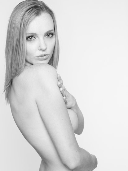 Female model photo shoot of Aisling Catherine