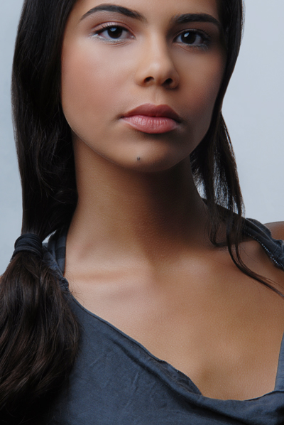 Female model photo shoot of Alyssa Rivera