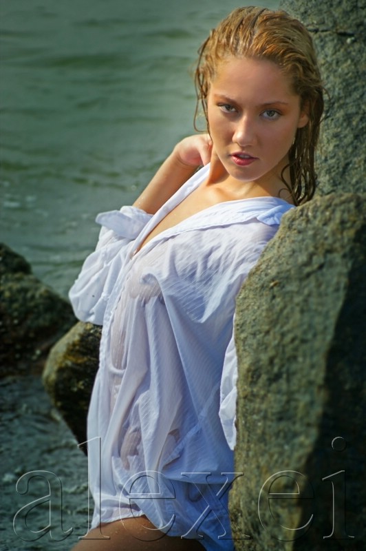 Female model photo shoot of Lana84 in FL