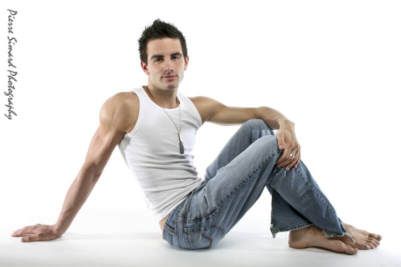 Male model photo shoot of Simon Lemire by Pierre Simard in MontrÃ©al