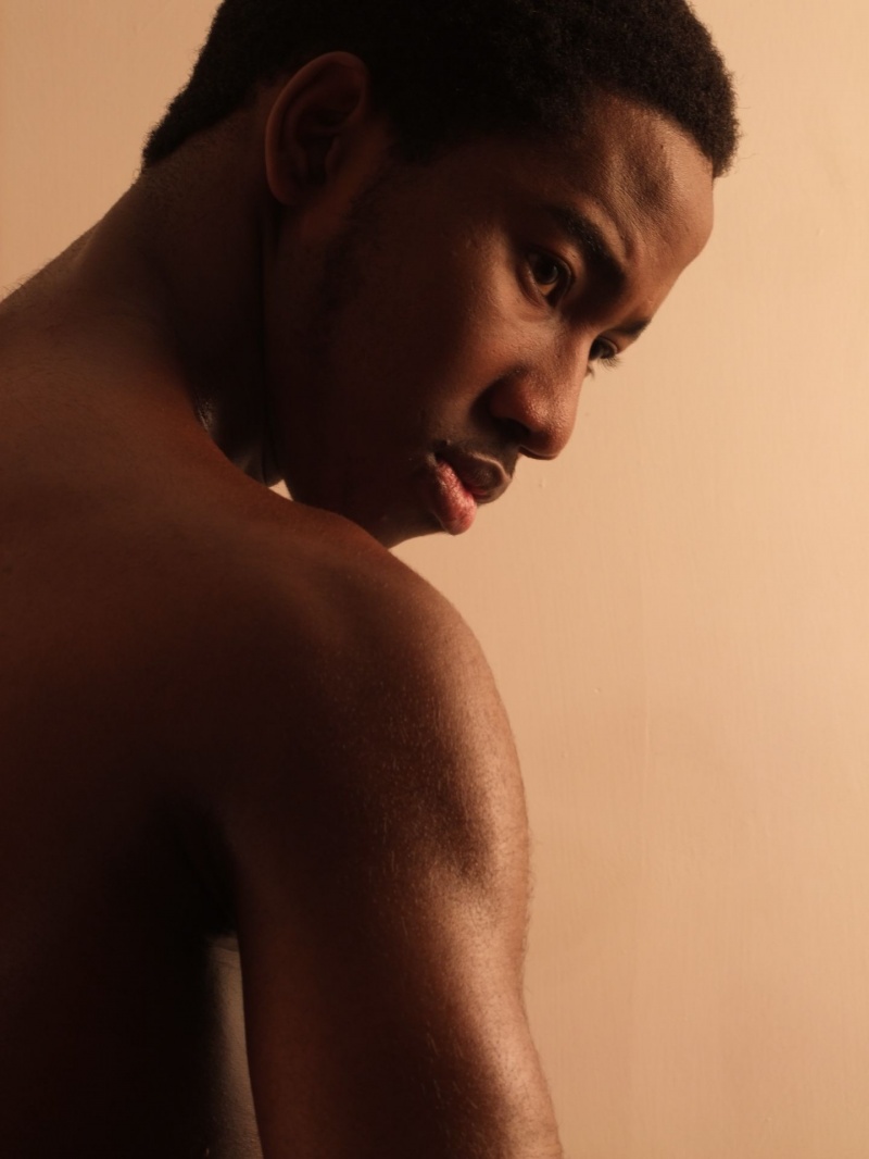 Male model photo shoot of Icee Fola