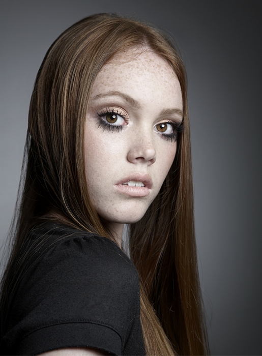 Female model photo shoot of Kristina Russell