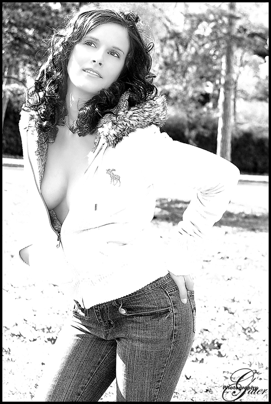 Female model photo shoot of Ami Joe by Jesse Gater Photography
