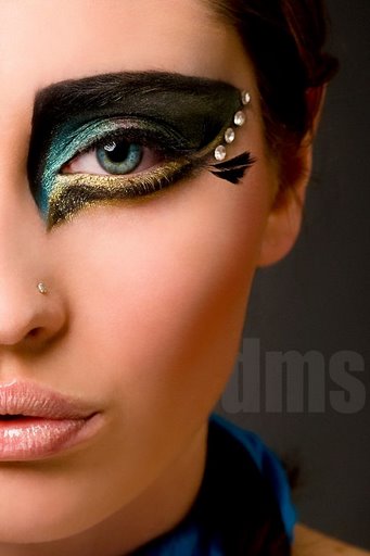 Female model photo shoot of Amuse by Darya and Danielle Guldin by dms graphix