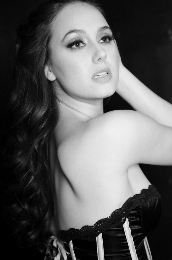 Female model photo shoot of Kacey Nicole by FMfoto in Los Angeles