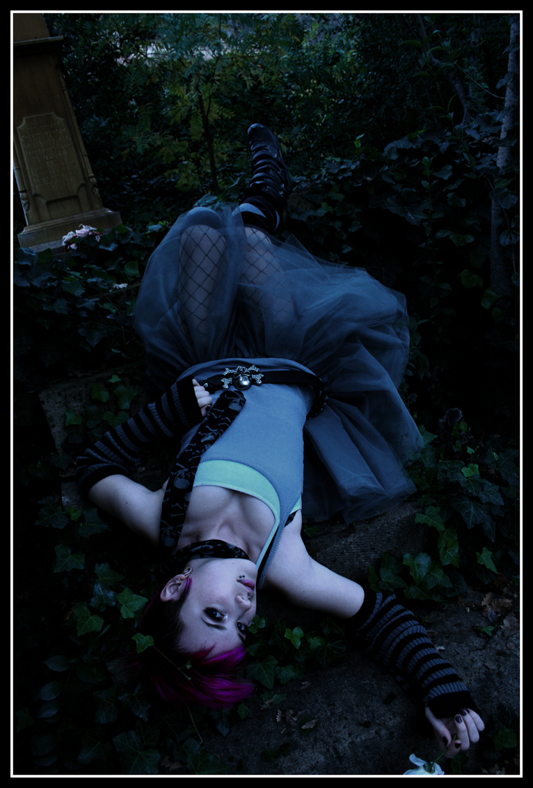 Female model photo shoot of Draya Monster in Rockville Cemetery, CA