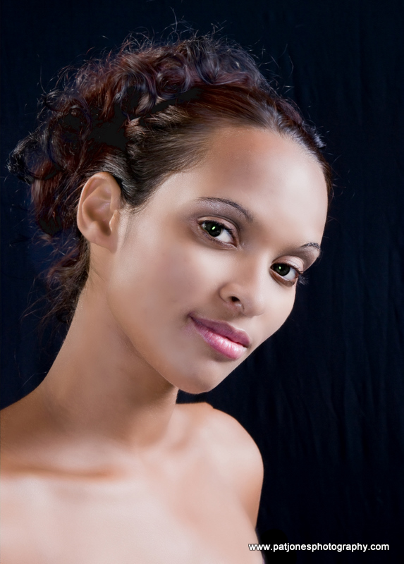 Female model photo shoot of Jamella B