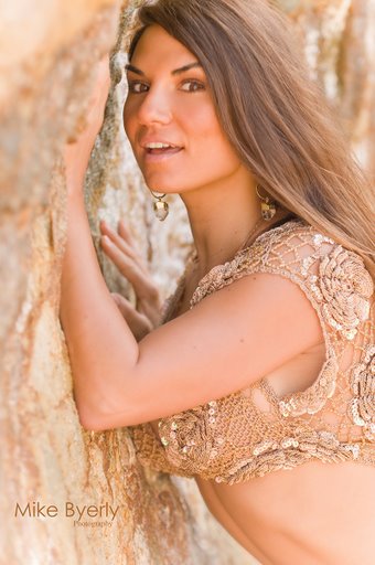 Female model photo shoot of Lauren D Abraham