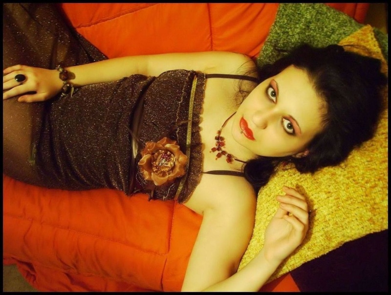Female model photo shoot of MorbidMorgaine