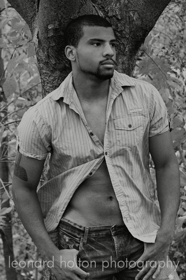 Male model photo shoot of Andre Guice