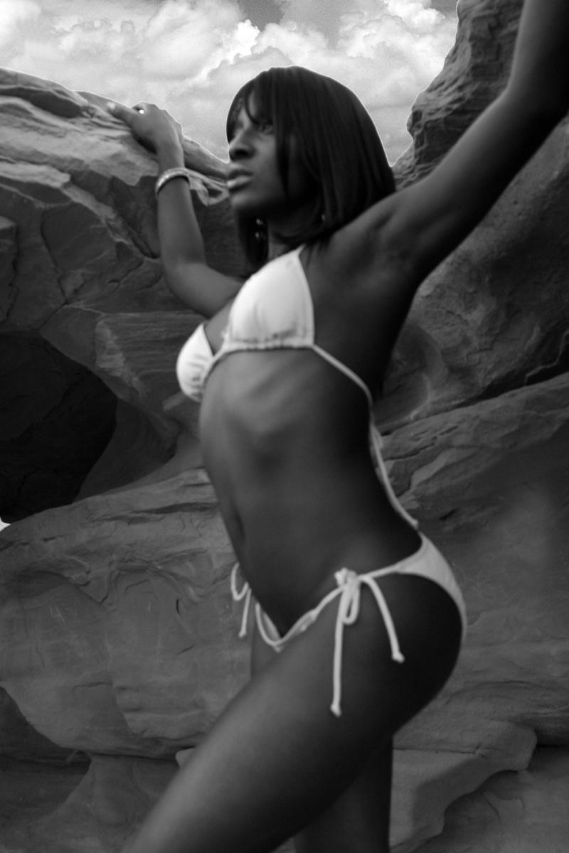 Female model photo shoot of Mssherhonda in Red rock las vegas