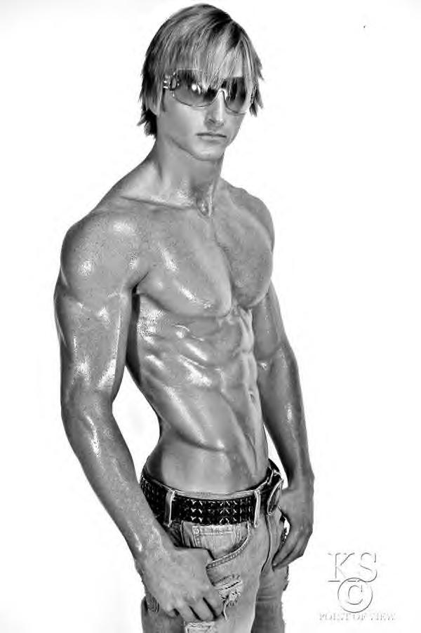 Male model photo shoot of EvanLentz in memphis, tn
