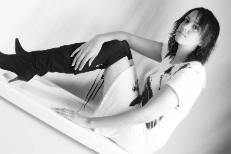 Female model photo shoot of sHe_RaWrZ in LEEDS