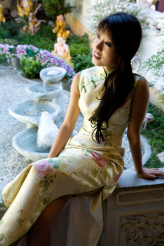 Female model photo shoot of Aoni