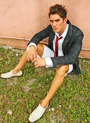 Male model photo shoot of Jorge Manuel Garcia in North Miami, Florida