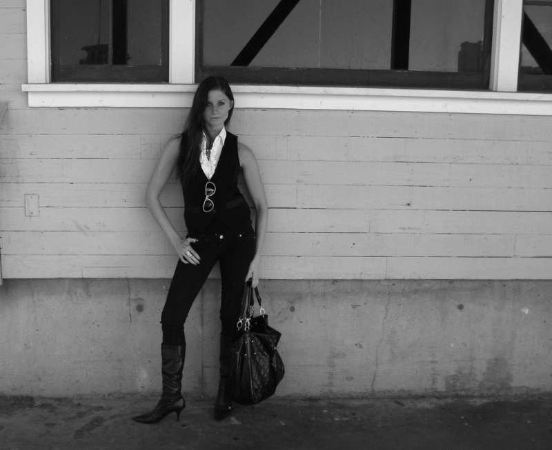 Female model photo shoot of _Kymberly_Janelle_ in San Fran, Ca