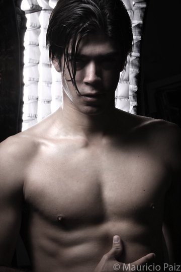 Male model photo shoot of Mauricio Paiz by MauricioPaiz in Boca Raton, FL