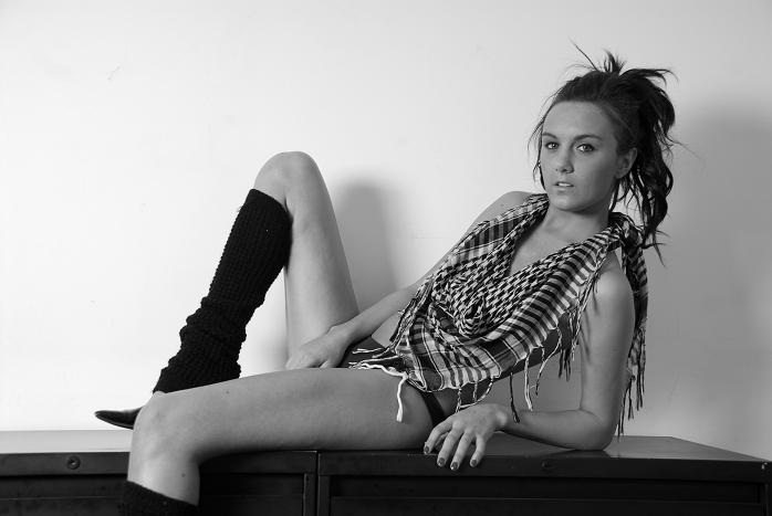 Female model photo shoot of Chelsea Kleinkauf