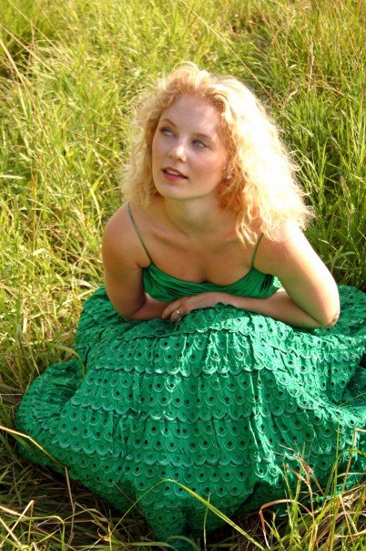Female model photo shoot of Videre Videnda