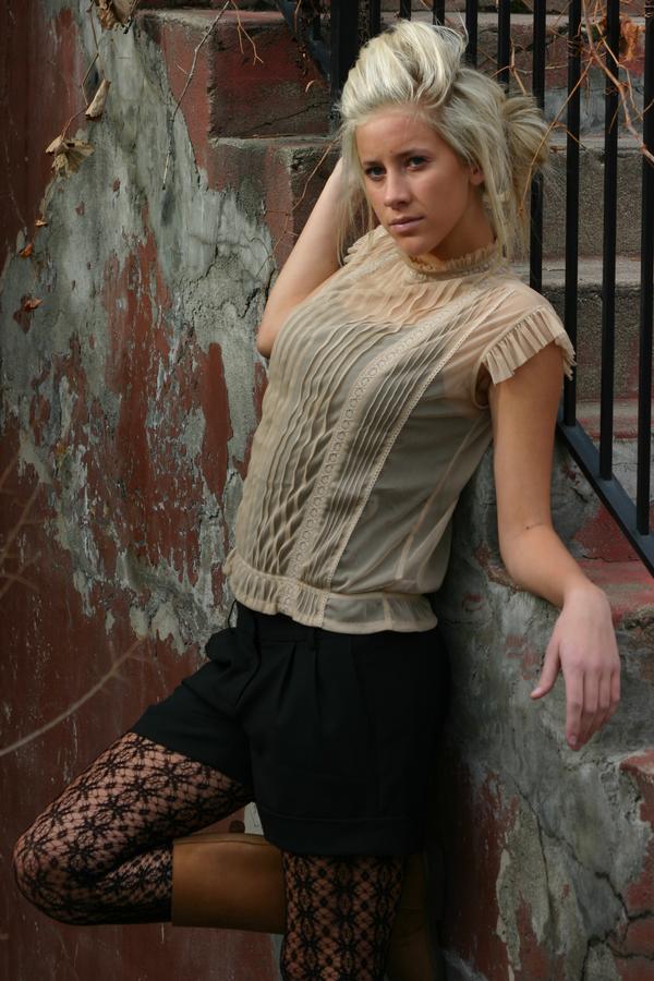 Female model photo shoot of Michelle LeeAnn