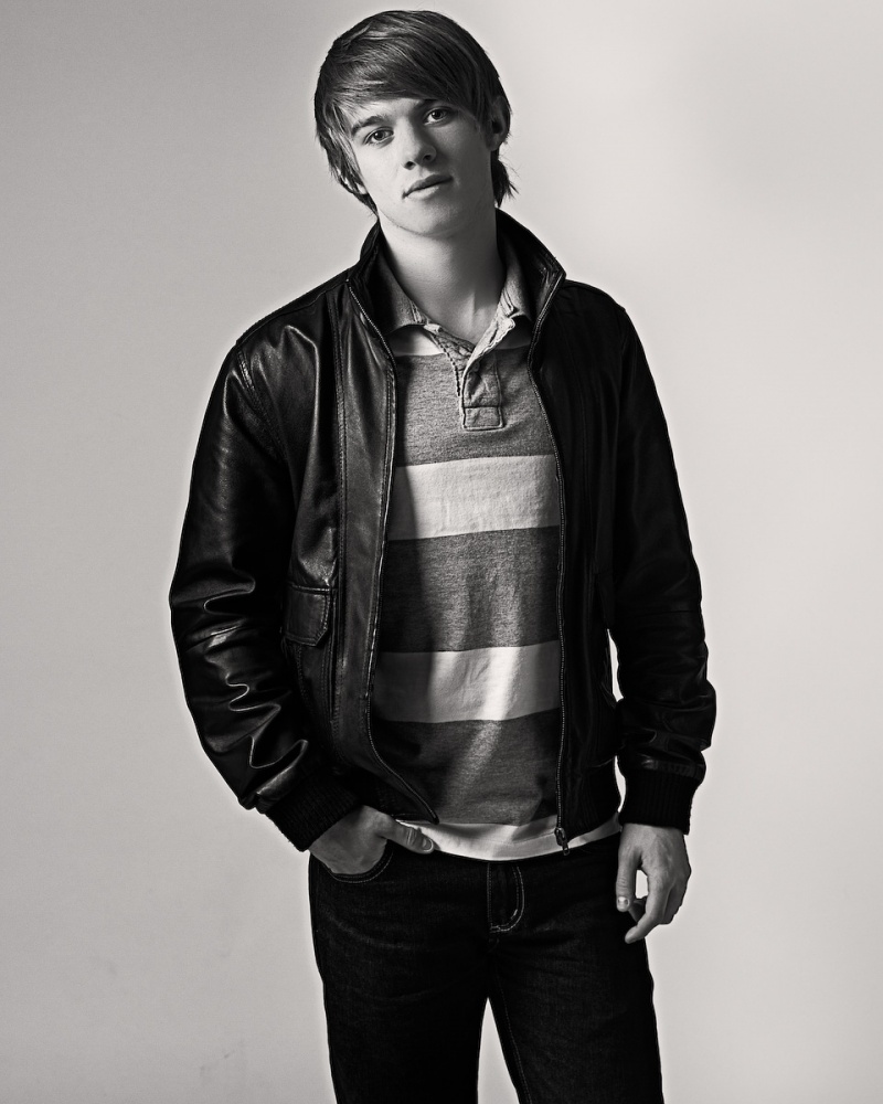 Male model photo shoot of Ross M by Randall Murrow in London