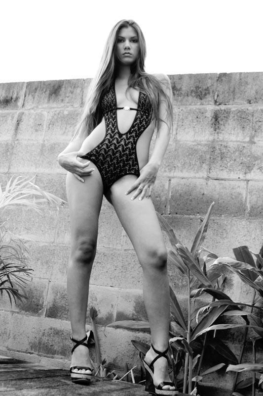 Female model photo shoot of Uilani Davis in Maui,Haiku,Hawaii