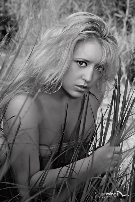Female model photo shoot of kelseyann