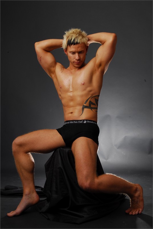 Male model photo shoot of Crimsonface in Hillcrest Photography Studio