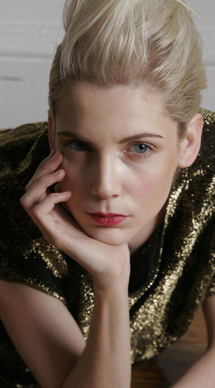 Female model photo shoot of Eve Tremblay