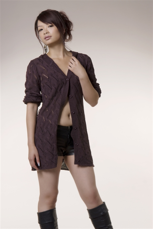 Female model photo shoot of MeY Chen