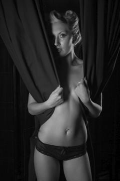 Female model photo shoot of Brittany Eden