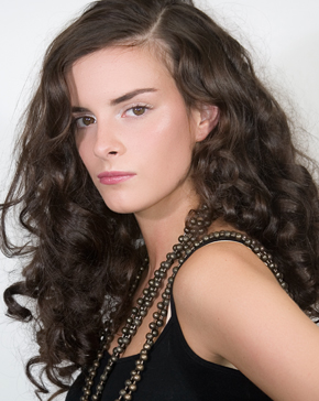Female model photo shoot of Sarah A Robertson in Dundee