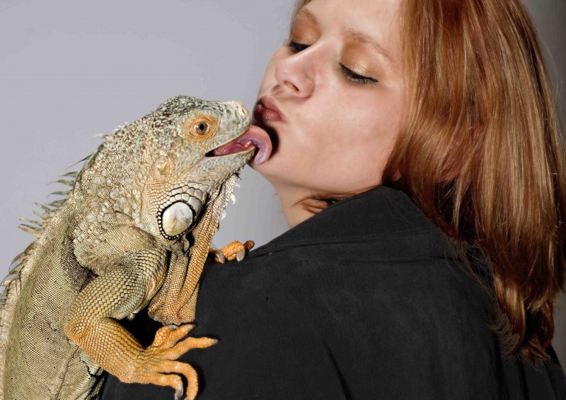 Female model photo shoot of The Reptile Lady