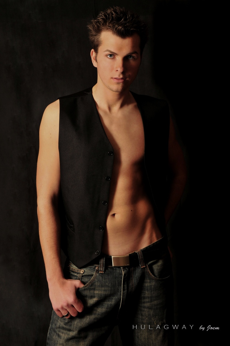 Male model photo shoot of Rokas Nedas by Joem Bayawa Photography in Chicago IL