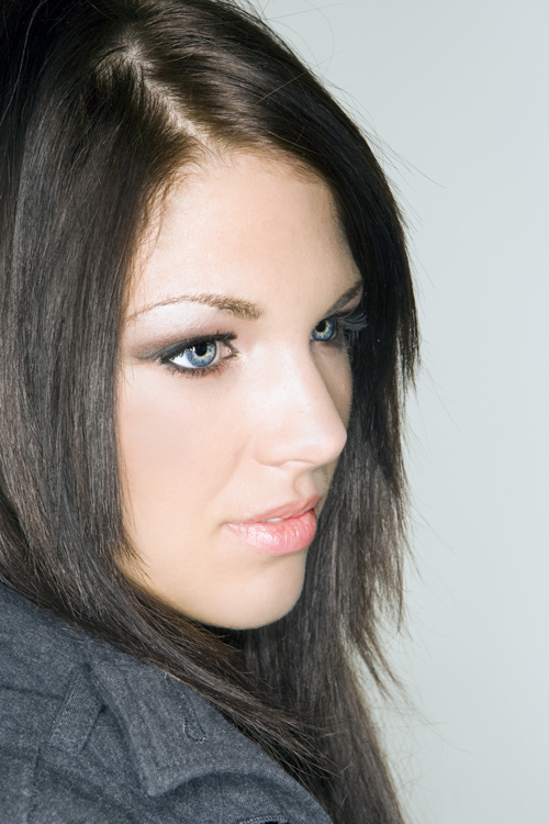 Female model photo shoot of Victoria Lain