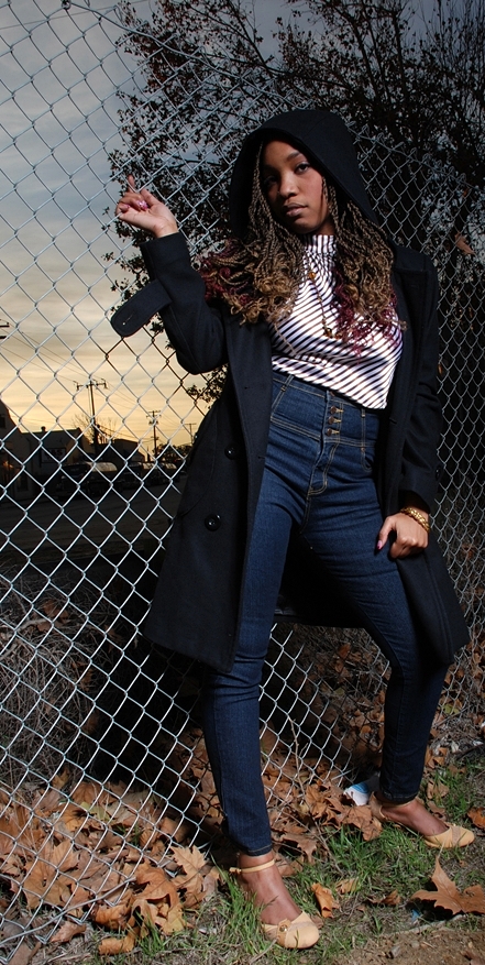 Female model photo shoot of Renee Avery