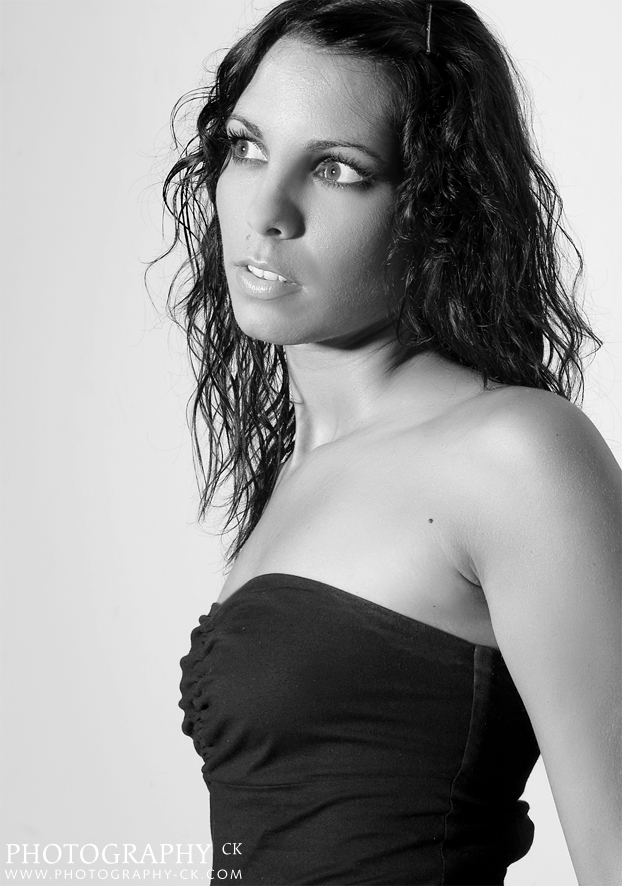 Female model photo shoot of sonia79