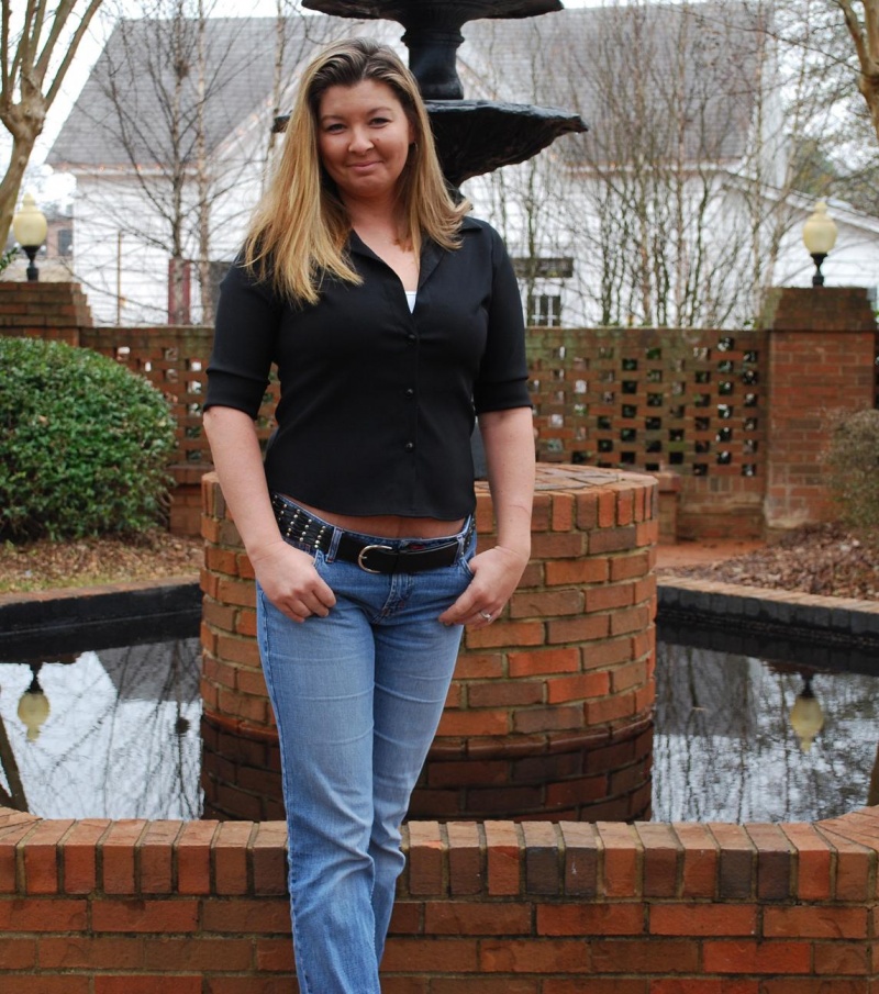 Female model photo shoot of leslielynn in Acworth, GA 