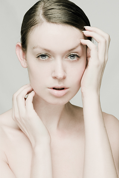 Female model photo shoot of eline greven