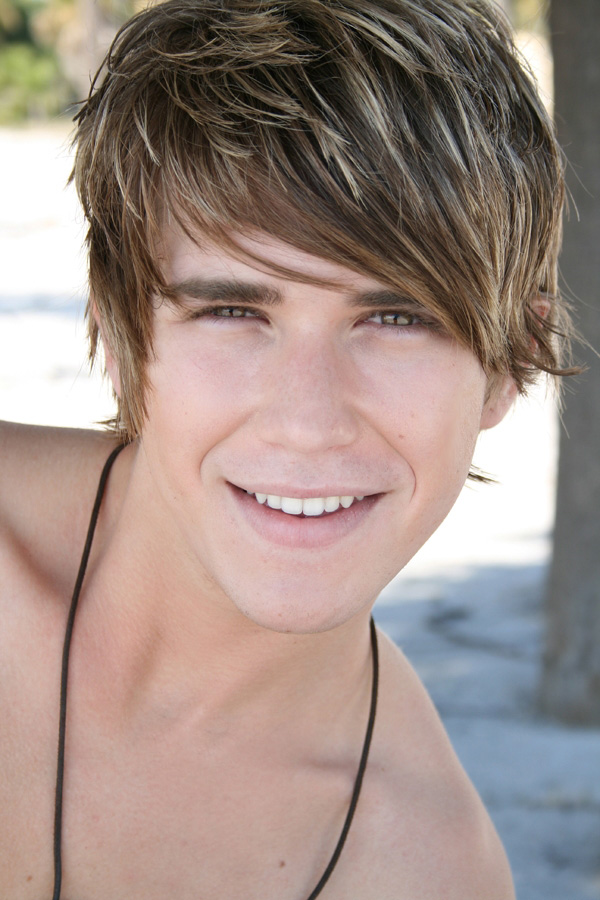 Male model photo shoot of Clark Rosen by Corey Grenier  in Key Biscayne Beach