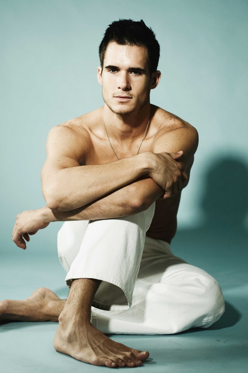 Male model photo shoot of Nick Ballard