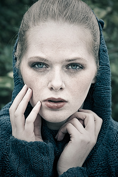 Female model photo shoot of Gia Hendresen in Berlin