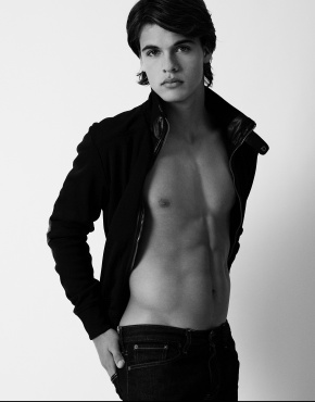 Male model photo shoot of Leo Dominic Acosta