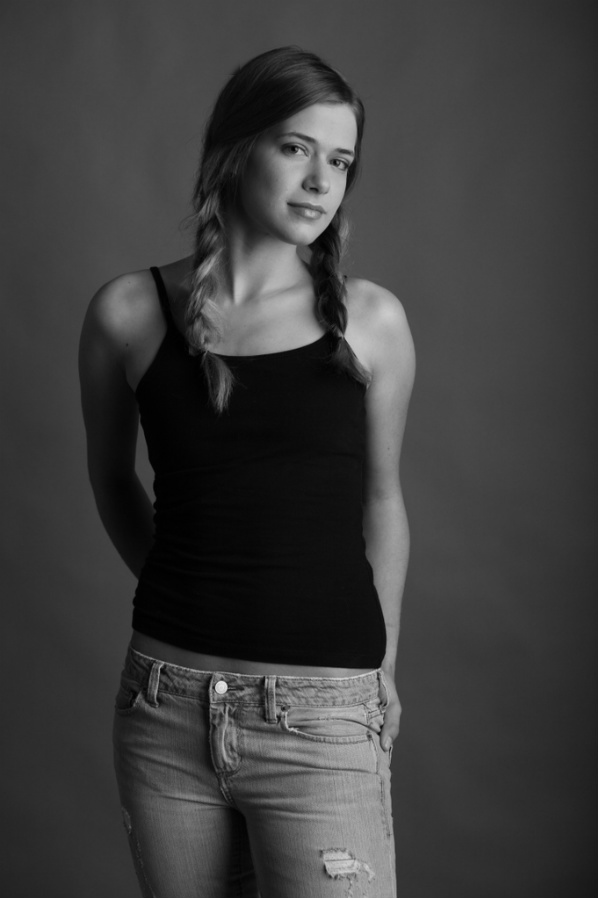 Female model photo shoot of Cassandra Archut